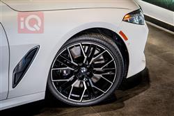 بي ام دبليو 8 الفئة